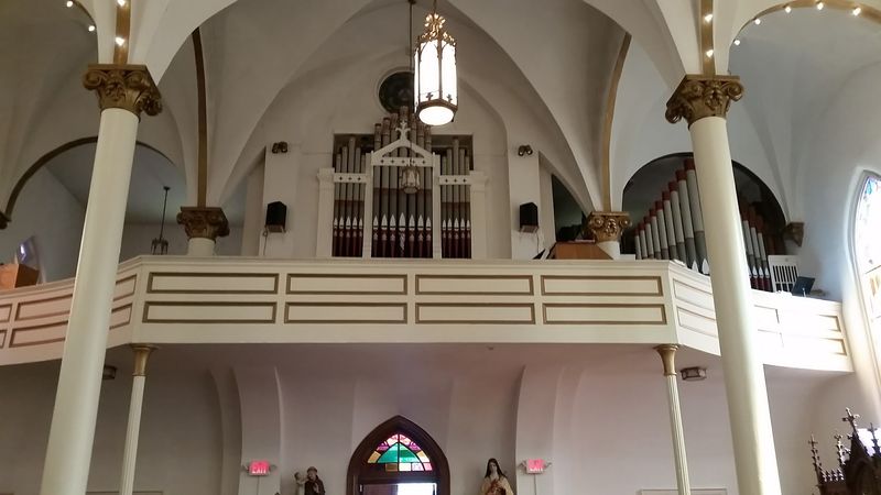 Reverent Traditional Worship Experience With Ad Orientem Celebration