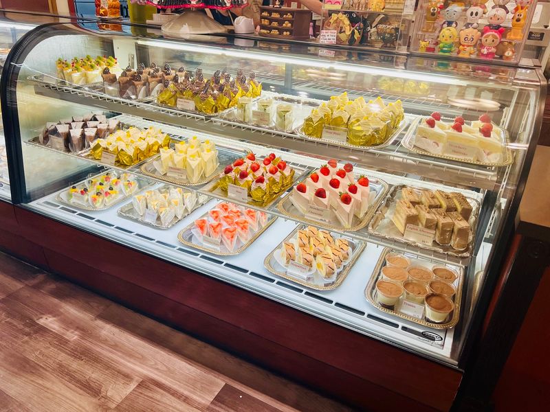 The Dessert Case That Stops You in Your Tracks The Dessert Case That Stops You in Your Tracks