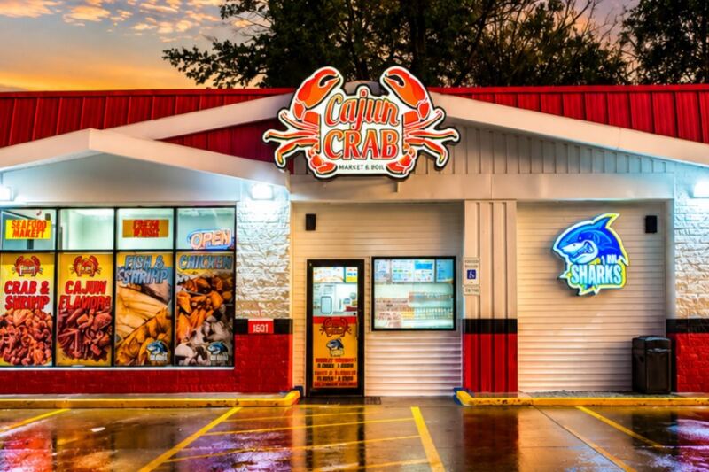 10 No-Frills Illinois Seafood Restaurants That Are Absolutely Worth the Drive