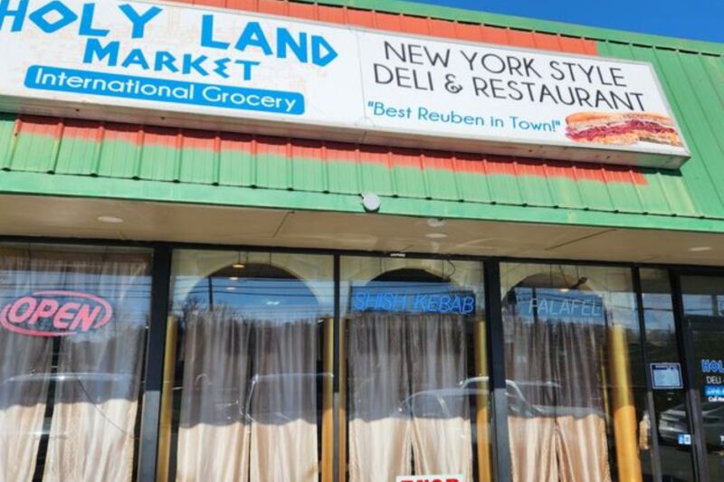 11 Tennessee Sandwich Shops That Have Earned a Seriously Loyal Cult Following