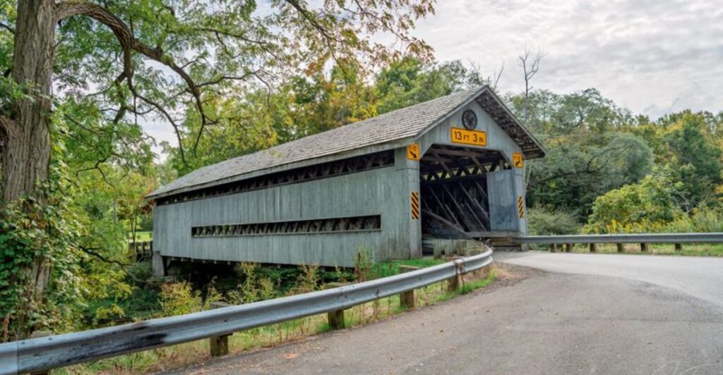 12 Ohio Covered Bridges Made For A Beautiful October Adventure