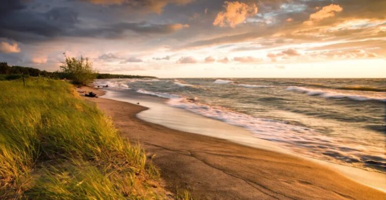 13 Ohio Lakefront Parks Worth Exploring On A Crisp October Day