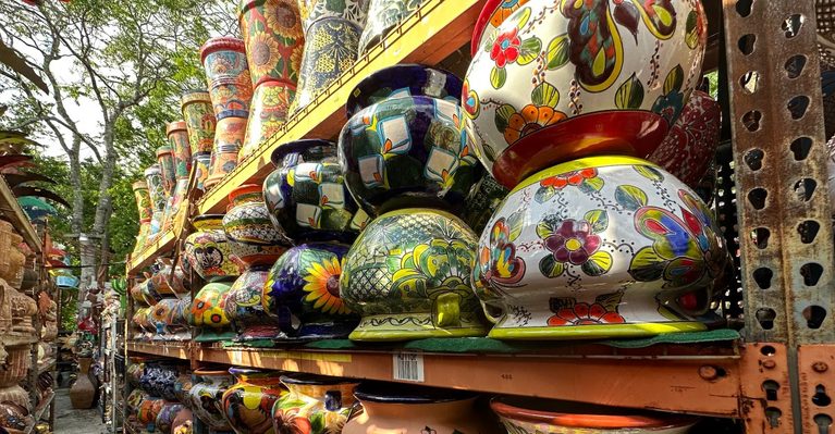 13 Texas Pottery Warehouses Packed With Giant Planters at Surprisingly Low Prices