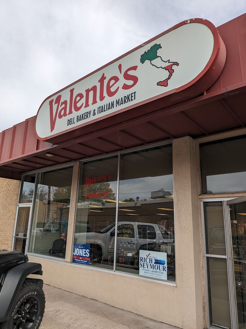 Valente’s Deli, Bakery & Italian Market (Westminster)