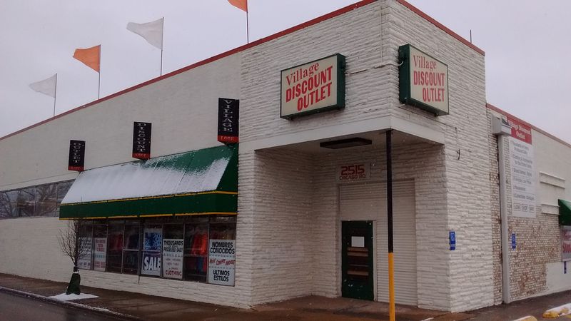 Village Discount Outlet Village Discount Outlet