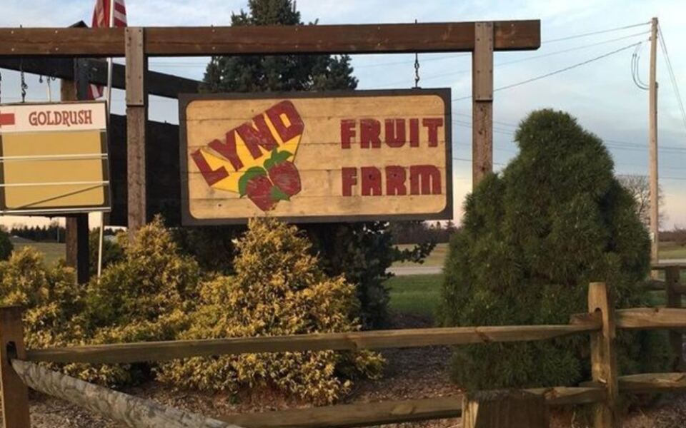 6 Ohio Orchards Where Caramel Apples Are The Perfect Halloween Treat
