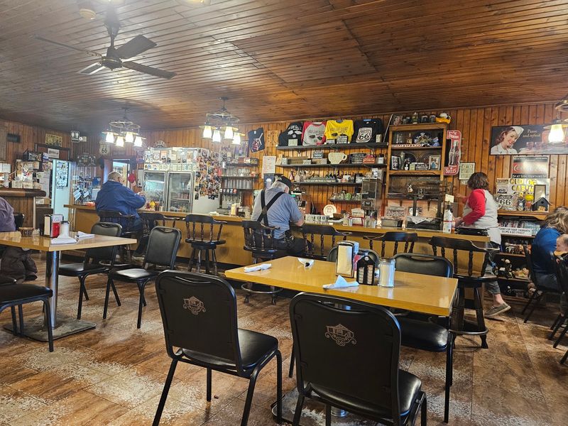 Why a Tiny Cabin Beats the Interstate Drive-Thru Why a Tiny Cabin Beats the Interstate Drive-Thru
