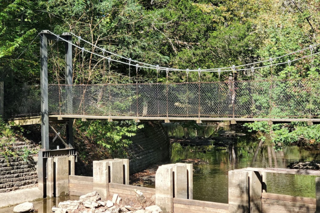 7 Swinging Bridges Hidden Across Tennessee That Are Worth Discovering