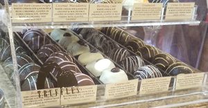 7 Old-Fashioned Texas Candy Shops Where Every Sweet Treat Is Made By Hand