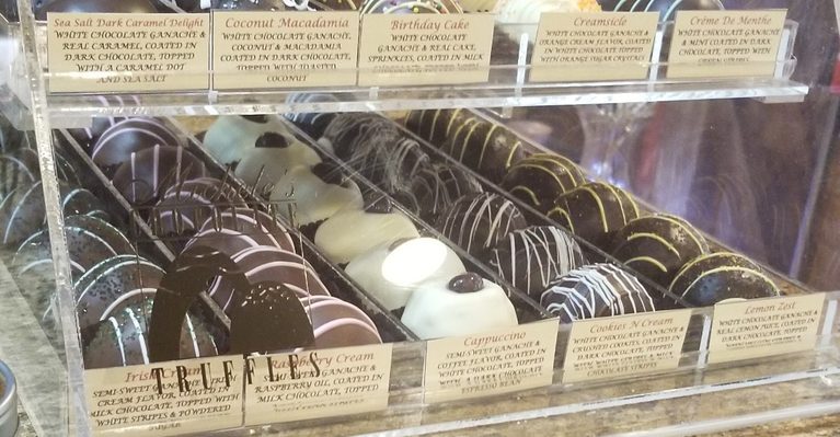 7 Old-Fashioned Texas Candy Shops Where Every Sweet Treat Is Made By Hand