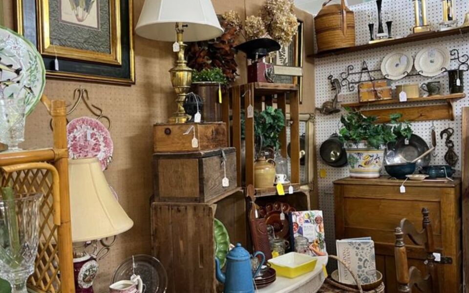 7 Tennessee Antique Shops That Specialize in Rare Vintage Finds