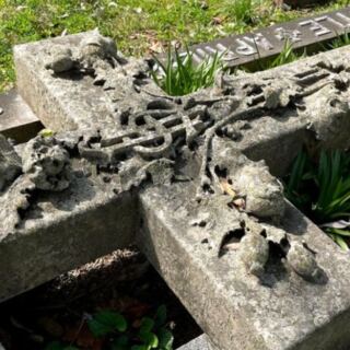 8 Haunted Tennessee Cemeteries That Will Send Chills Down Your Spine