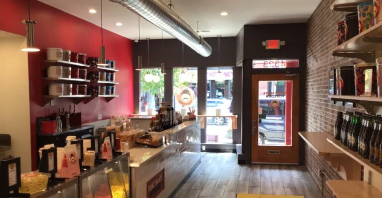 8 Pennsylvania Spots Where The Popcorn Is Always Fresh-Popped