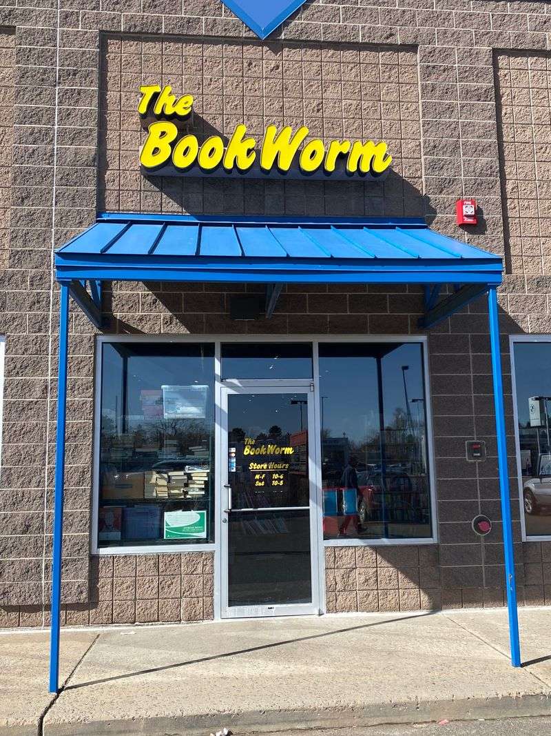 A Bookstore Hiding on 28th Street