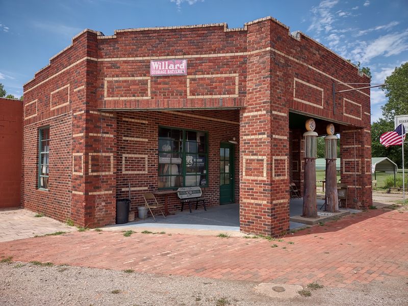 A Brick Stop on the Mother Road A Brick Stop on the Mother Road
