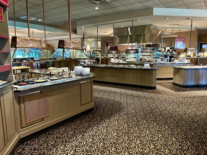 A Buffet That Lets Everyone Choose A Buffet That Lets Everyone Choose