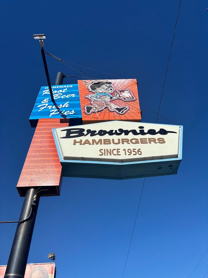 A Burger Stand on South Harvard