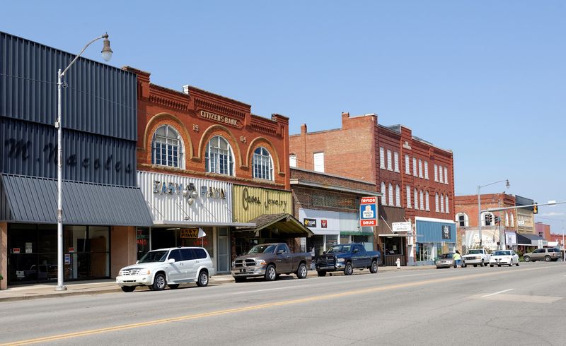 A Crossroads Town in Okmulgee County A Crossroads Town in Okmulgee County