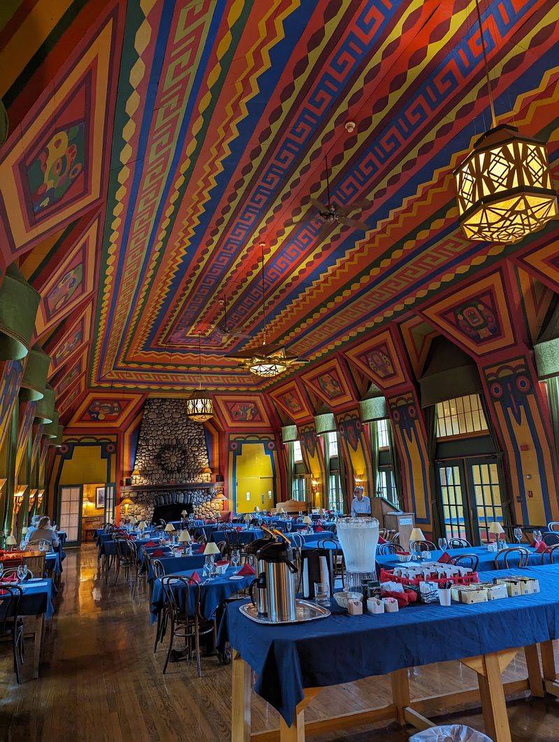 A Dining Hall Fit for the Big Screen