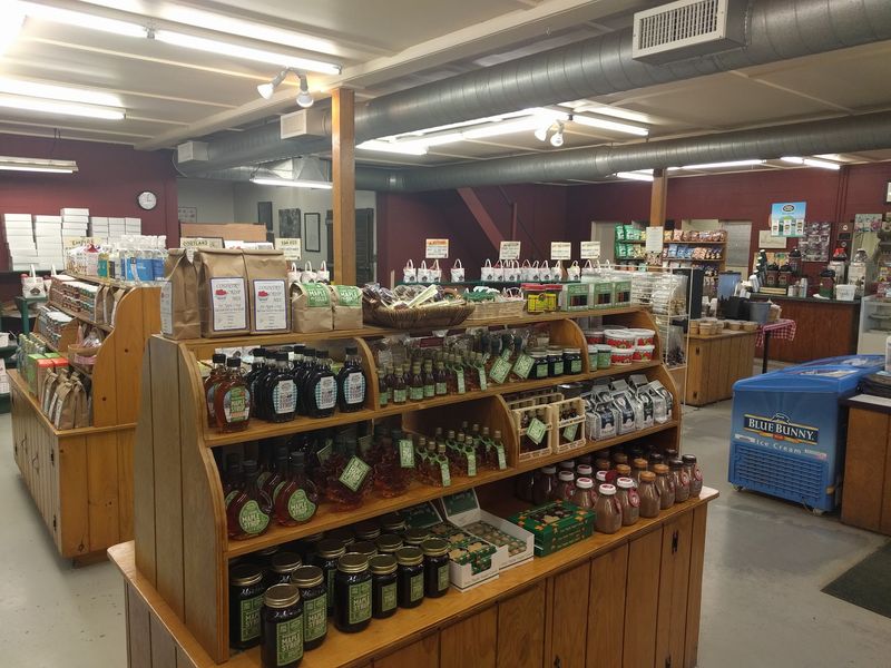 A Farm Market for More Than Dessert