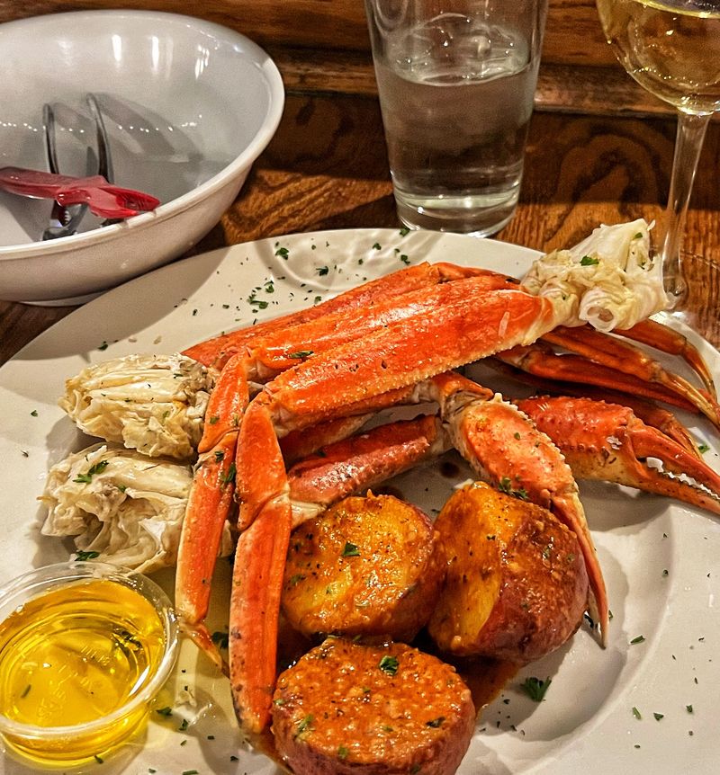 A Few House Rules Keep The Crab Coming For Everyone