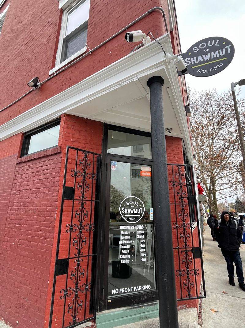 A Fully Halal Soul Food Menu Changes The Game A Fully Halal Soul Food Menu Changes The Game