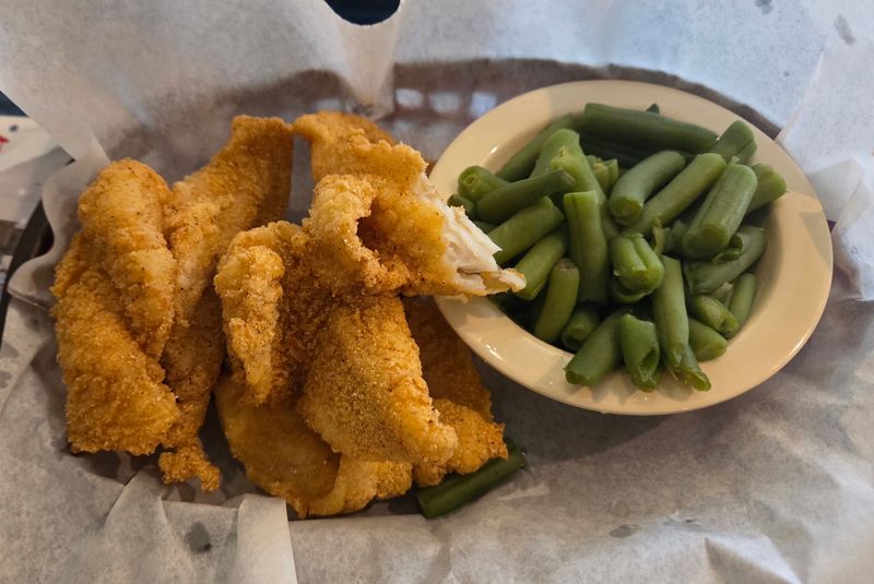 A Highway 51 Catfish Stop