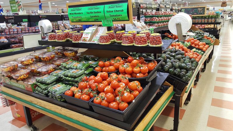 A Massachusetts Grocery Stop Built Around Real Life