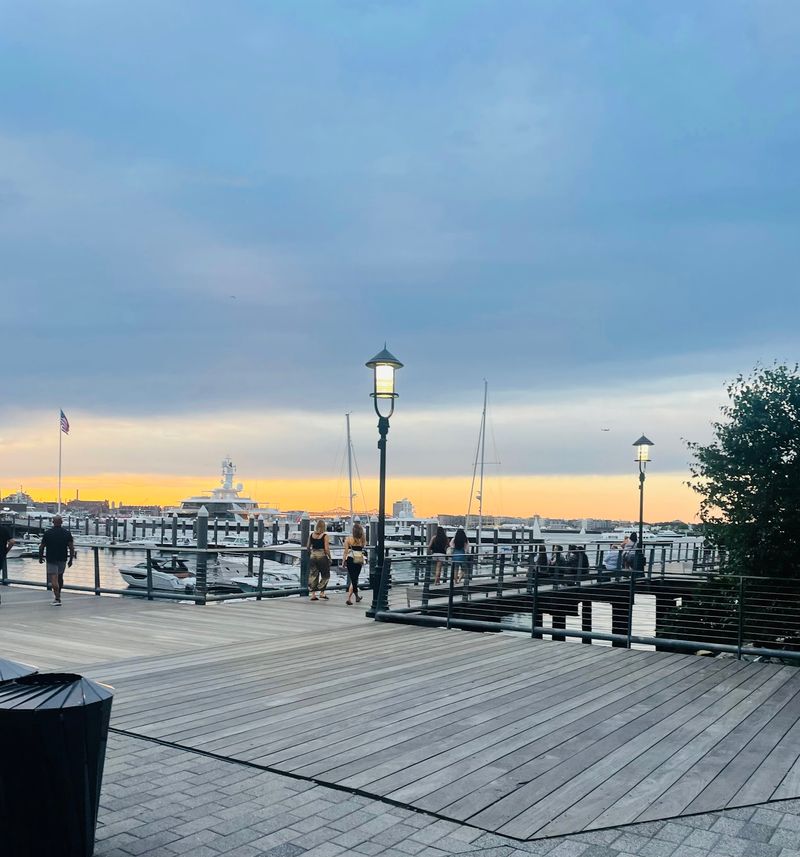 A Pier-Side Table Is The Prize Everyone Wants A Pier-Side Table Is The Prize Everyone Wants