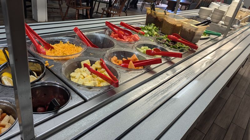 A Salad Bar With Real Range A Salad Bar With Real Range
