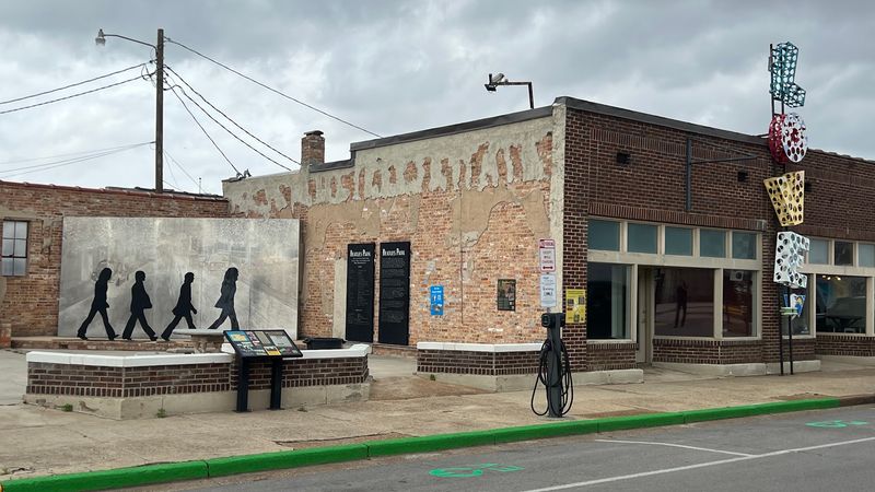 A Small County Seat With a Big Claim