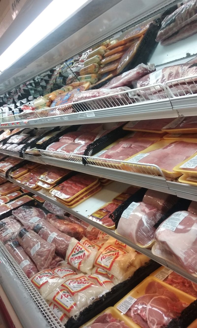 A Small-Town Meat Counter With Plenty of Appeal A Small-Town Meat Counter With Plenty of Appeal