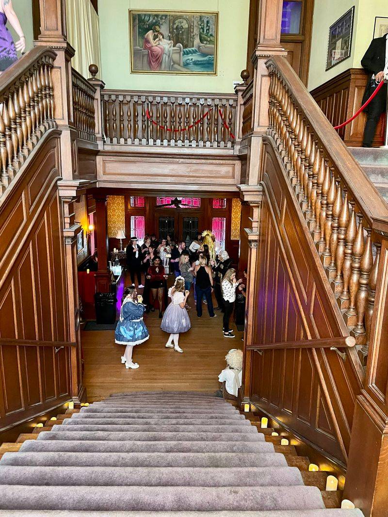 A Whole Mansion Turns Into One Big Spooky Party