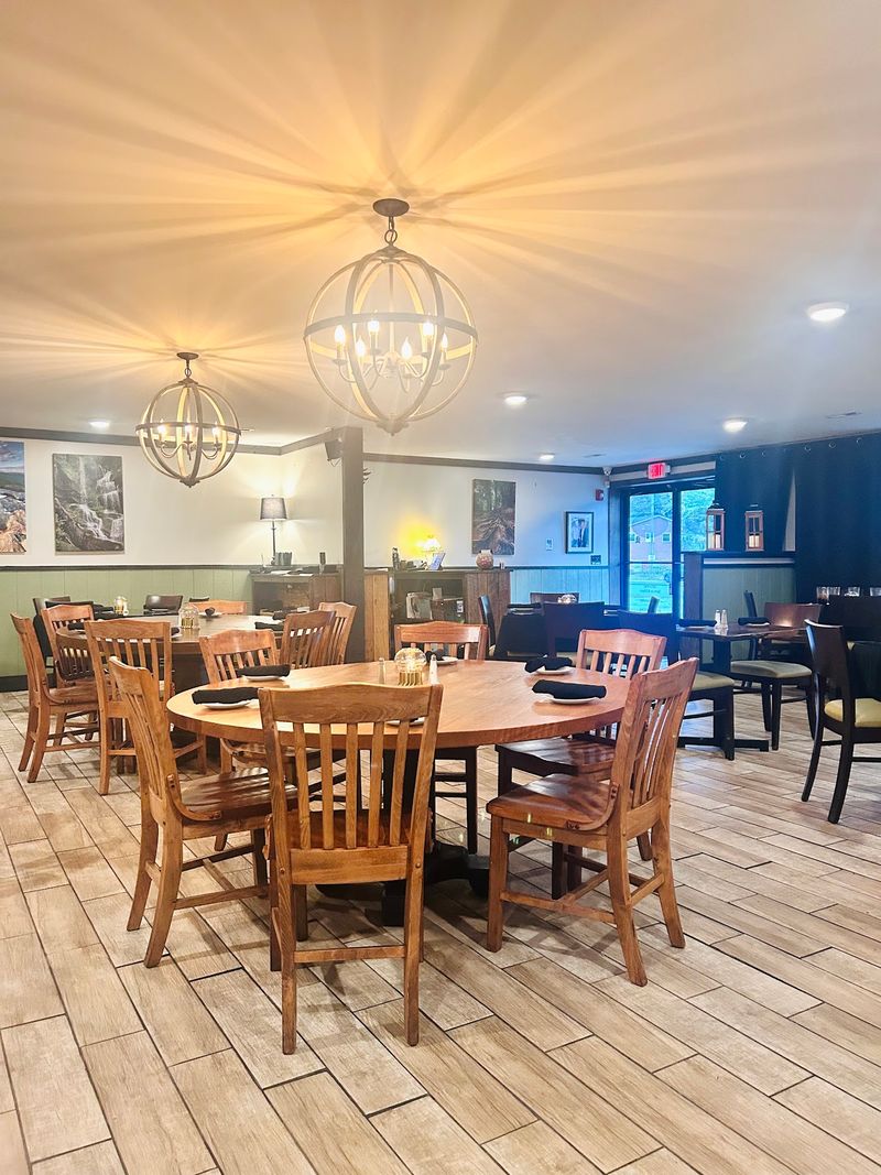 Americano Steak House & Wine Bar, Roan Mountain