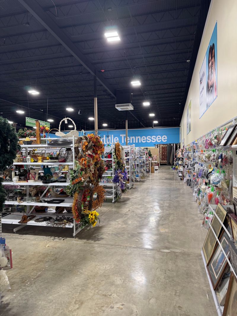 America's Thrift Stores & Donation Center, Murfreesboro, TN