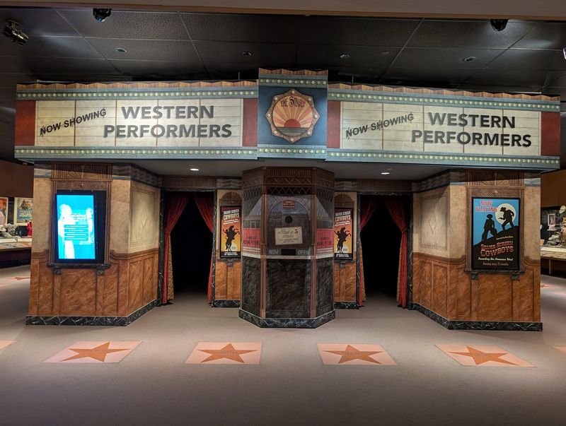An Immersive Show Worth the Extra Ticket An Immersive Show Worth the Extra Ticket