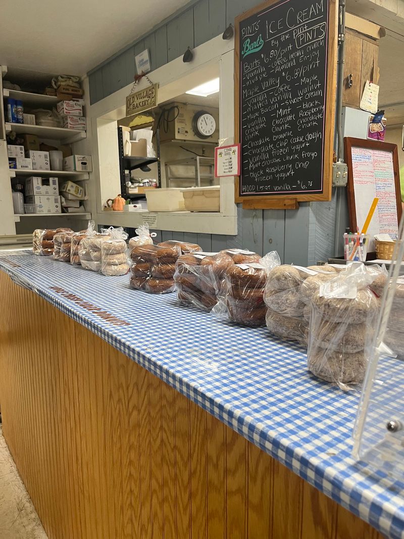 Bashista Orchards and Cider Mill, Southampton: Follow the Apple Trail Bashista Orchards and Cider Mill, Southampton: Follow the Apple Trail