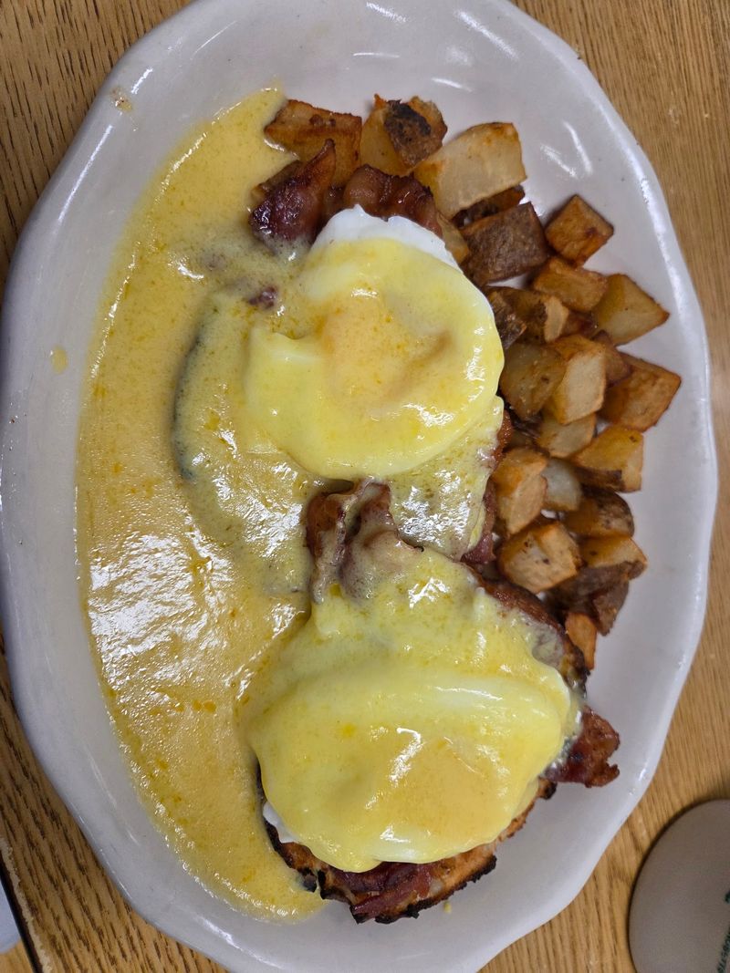 Benedicts, Burritos, And Biscuits Keep The Menu Interesting Benedicts, Burritos, And Biscuits Keep The Menu Interesting
