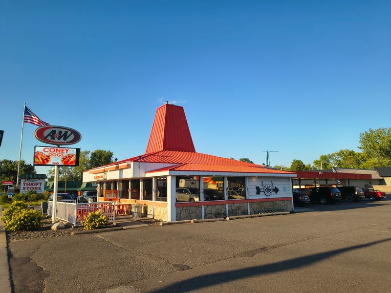 Berchin's A&W Family Restaurant, Pine City, MN Berchin's A&W Family Restaurant, Pine City, MN