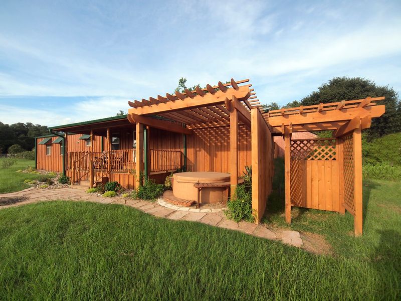 BlissWood Bed and Breakfast Ranch (Cat Spring)