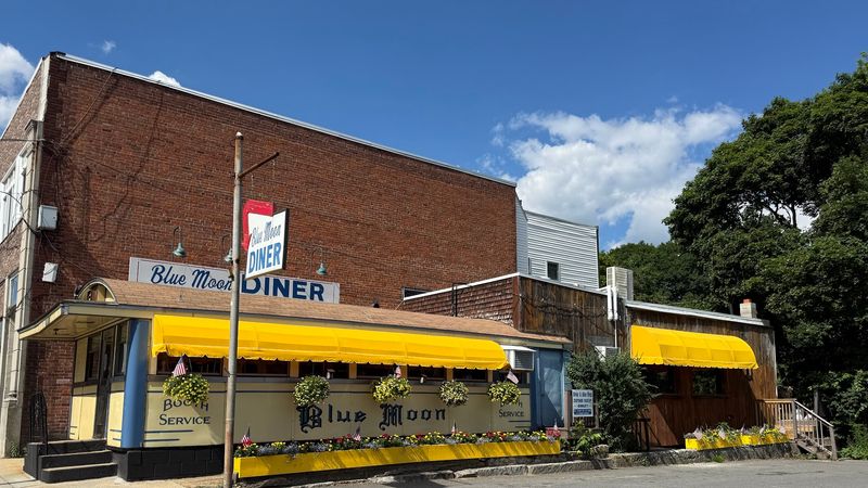 Blue Moon Diner