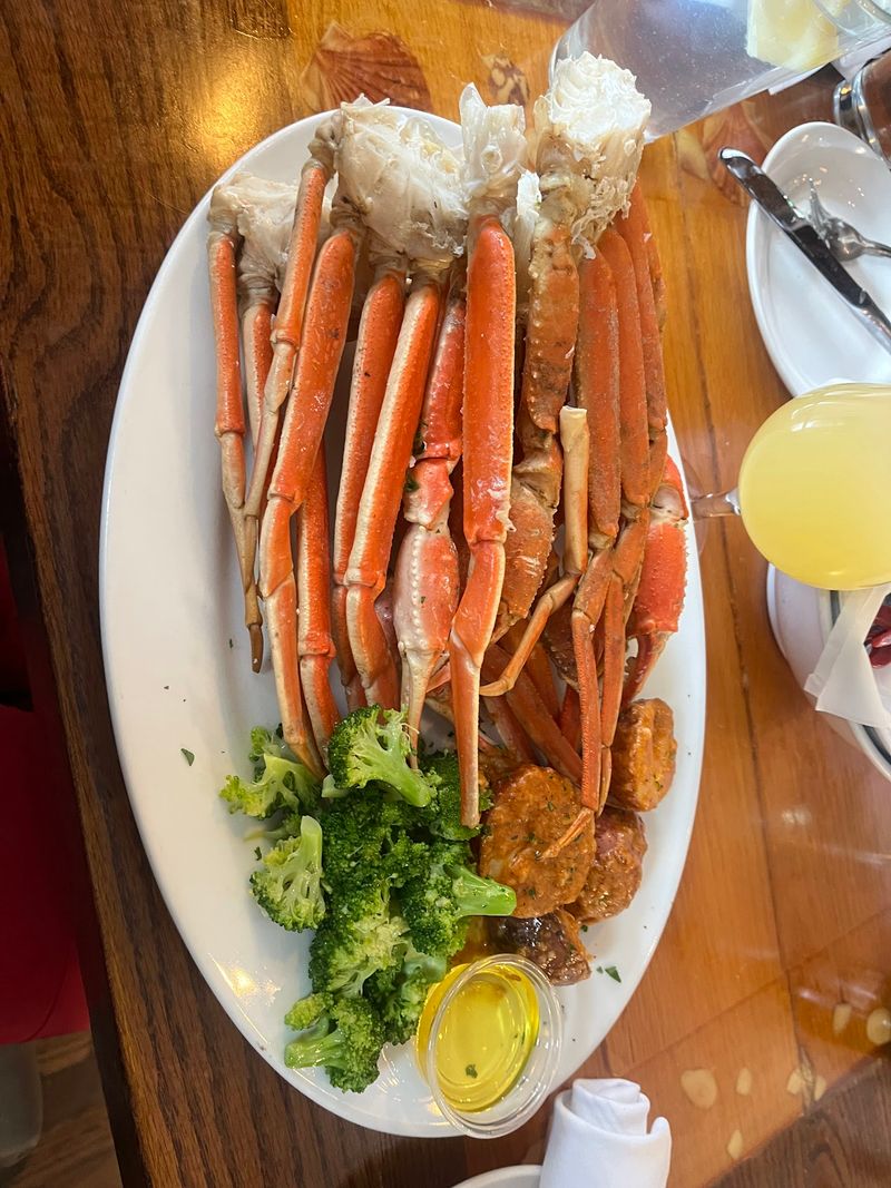 Bottomless Snow Crab Is The Whole Reason To Show Up Hungry