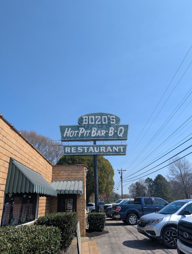 Bozo's Hot Pit Bar-B-Q, Mason Bozo's Hot Pit Bar-B-Q, Mason