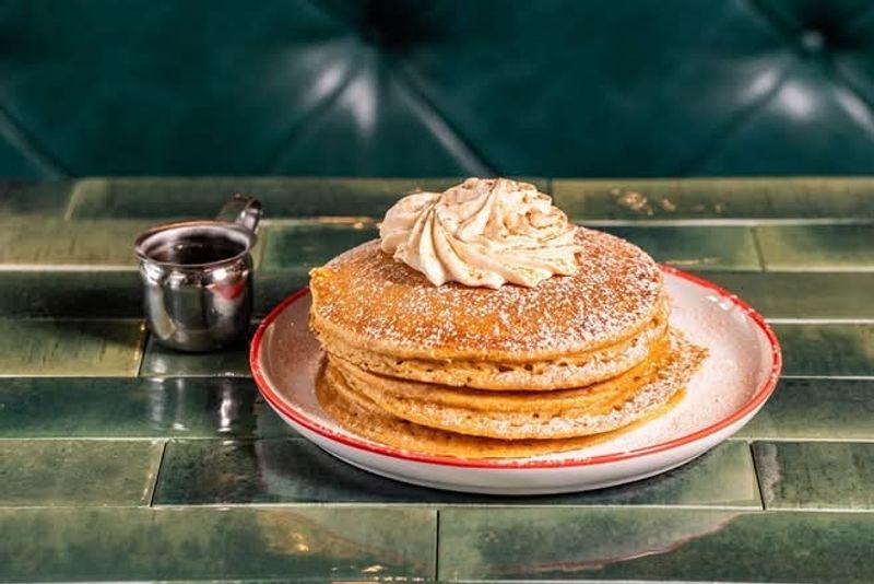 Breakfast Here Keeps Going Long After Most Kitchens Quit Breakfast Here Keeps Going Long After Most Kitchens Quit