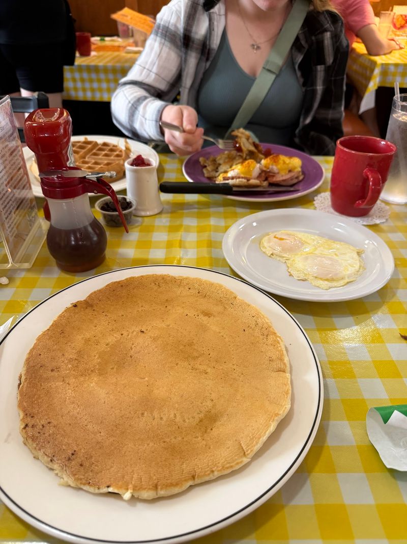 Bring a Little Patience to Brunch Bring a Little Patience to Brunch