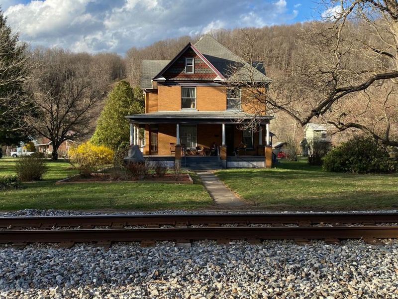 Buffalo Bill’s House: A Screen Villain’s Surprisingly Ordinary Home