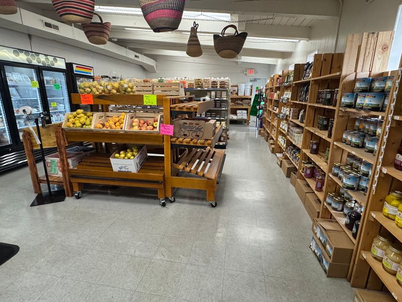Bulk Shelves, Deli Cases, and Local Milk Bulk Shelves, Deli Cases, and Local Milk