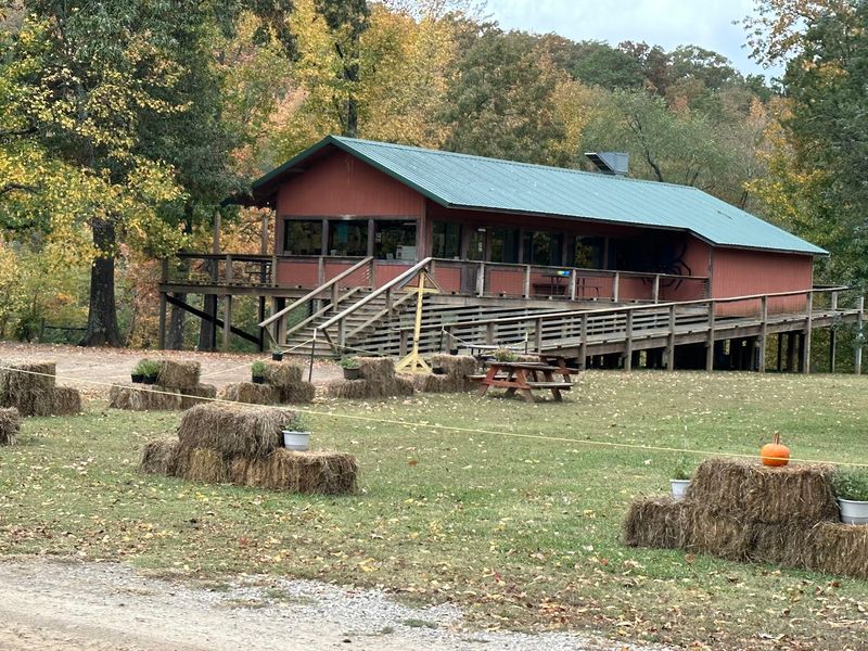Byrd's Mulberry Riverfront Restaurant, Ozark, AR
