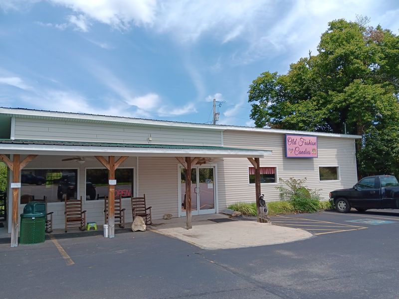 A Seasonal Candy Store Adds Another Tempting Stop