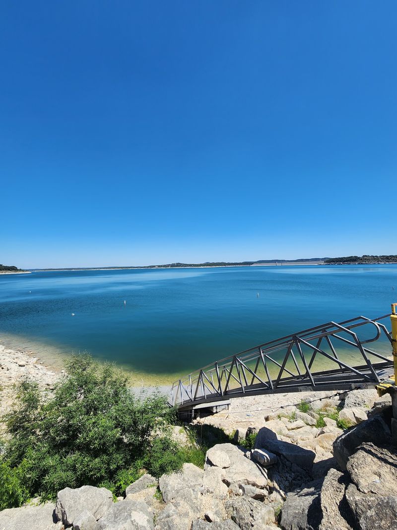 Canyon Lake (New Braunfels) Canyon Lake (New Braunfels)